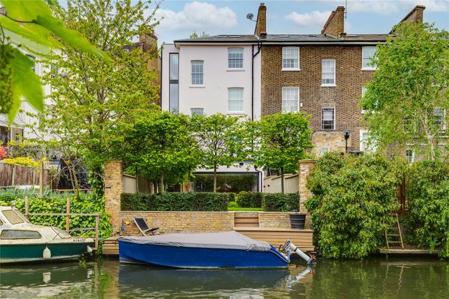 Thumbnail End terrace house for sale in St Marks Crescent, Primrose Hill, London