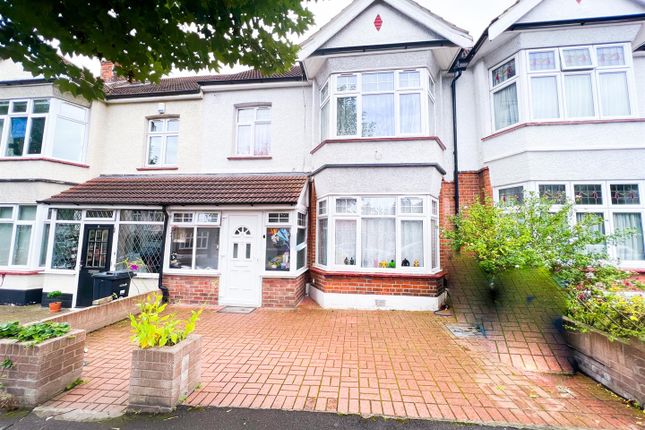 Thumbnail Terraced house to rent in Reydon Avenue, London