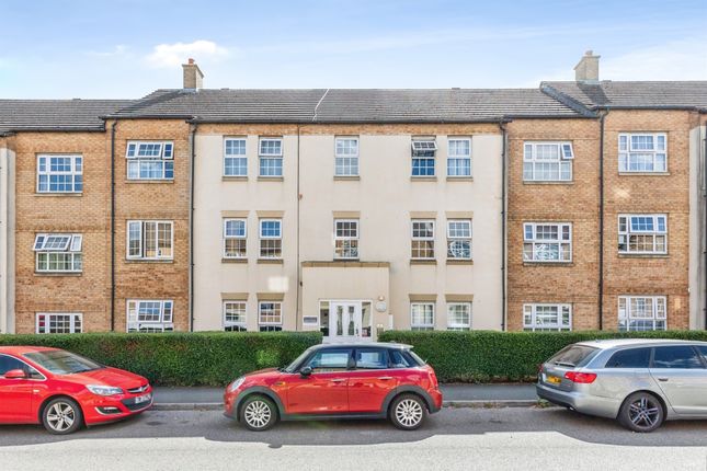 2-bed flat on 80, Finney Drive, Northampton, £125,000
