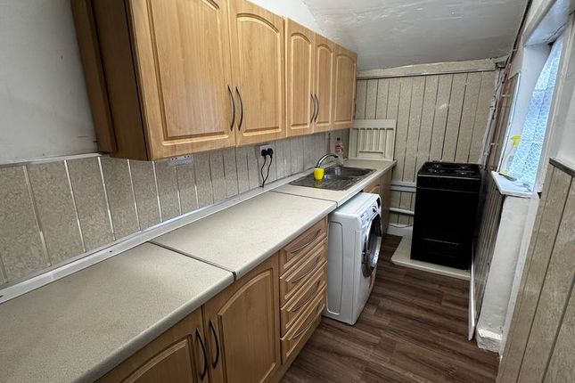 37, Reed Street, Burnley photo 4