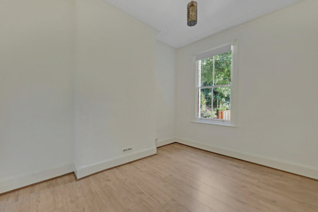 173, Mayall Road, London photo 3
