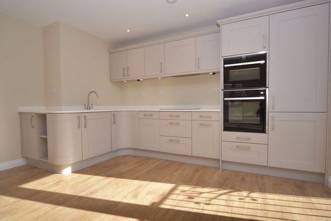 Flat for sale in Court House Close, Somerton