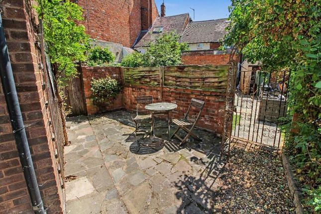 6, Seggs Lane, Alcester photo 5