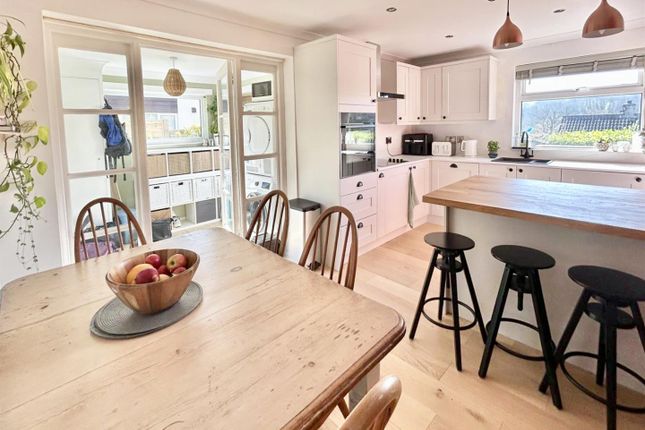 6, Mill Close, Porthleven photo 3