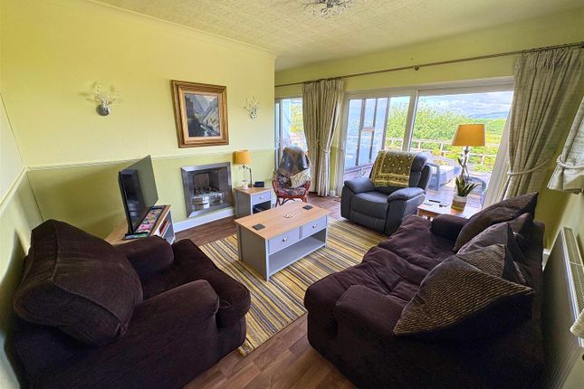 38, Heol Maendy, Bridgend photo 4