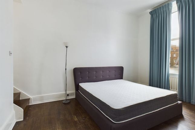 Flat to rent in Elvaston Place, London, Sw