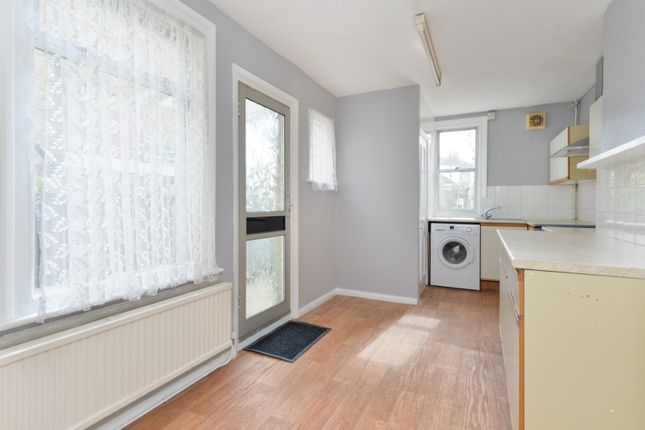 Terraced house to rent in King Edward Road, Maidstone