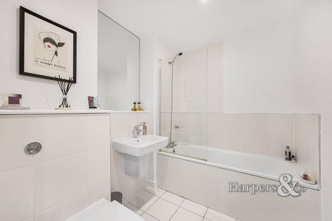 Flat for sale in Bexley High Street, Bexley