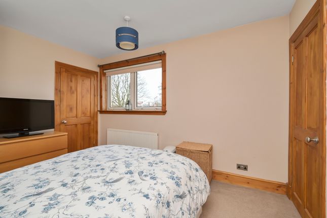 Terraced house for sale in 4 Oxenfoord Avenue, Pathhead