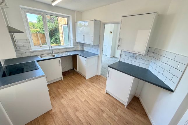 30, Leicester photo 2