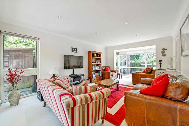 7, Dower Park, Berkshire photo 3
