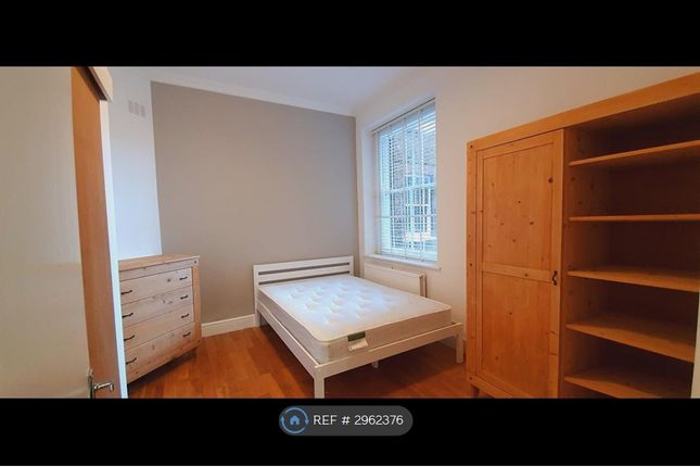 Flat, Stamford Brook Mansions Goldhawk Road, London photo 2