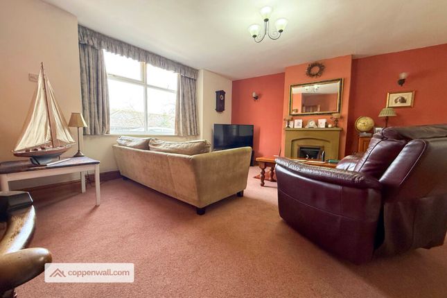 17, Warburton St, Rossendale photo 3