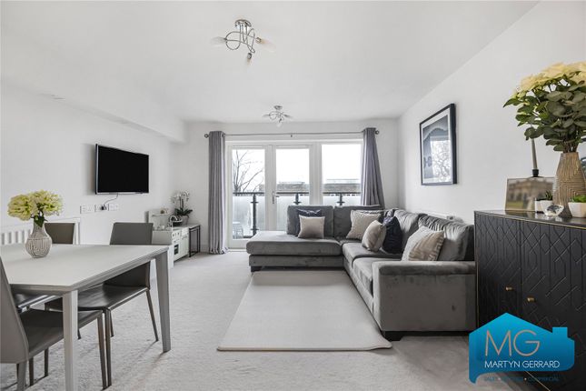 Flat for sale in Charles Sevright Way, Mill Hill, London