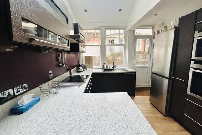 Flat for sale in Southfields Road, Eastbourne