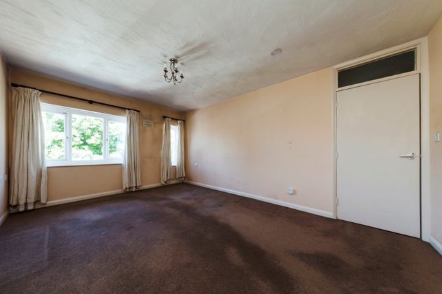11, Montague Lodge, Beckenham photo 2
