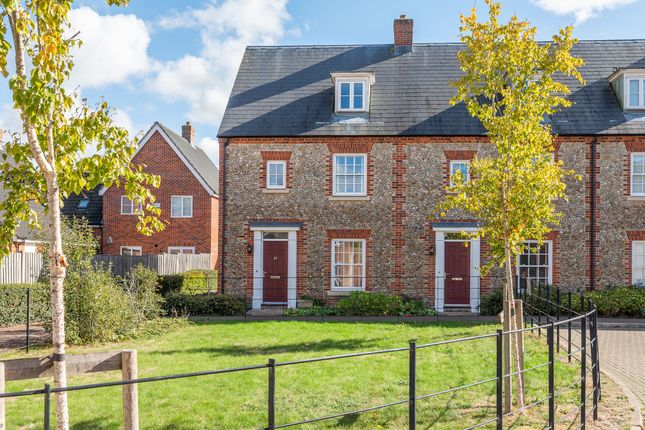 3-bed terraced on 27 Eccles Way, Holt, £450,000