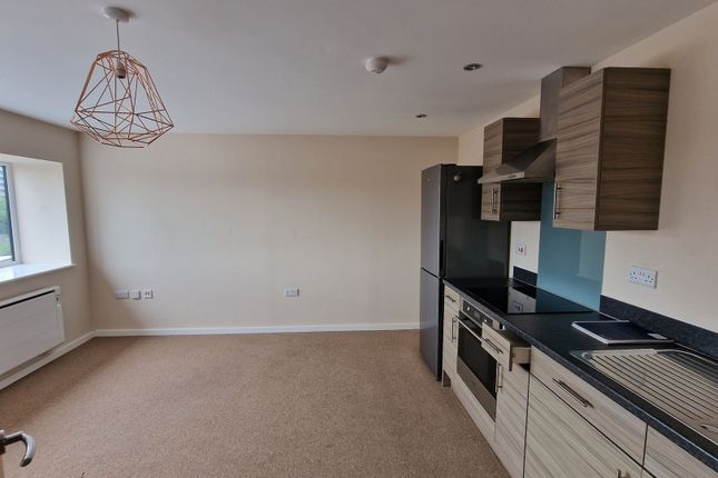 Thumbnail Flat to rent in Edward Street, Stockport