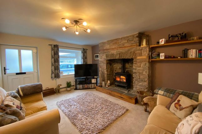 1 Smithy Cottages, Brecon photo 2