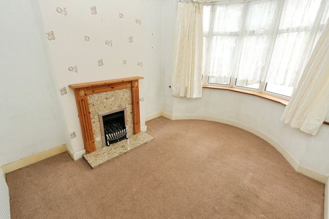 9, Parsonage Drive, Cofton Hackett photo 2