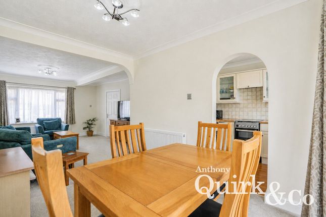 13, Denham Road, Canvey Island photo 4