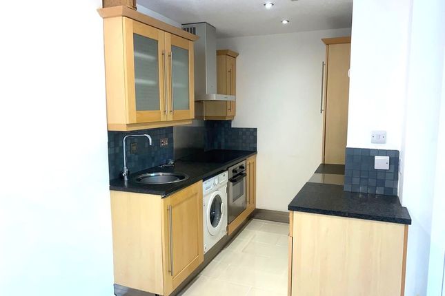 10 Laurance Court, Dean Street, Marlow photo 4
