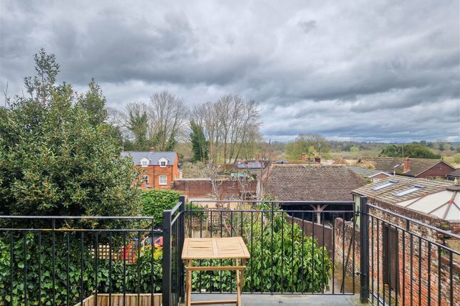 End terrace house for sale in The George Yard, Alresford