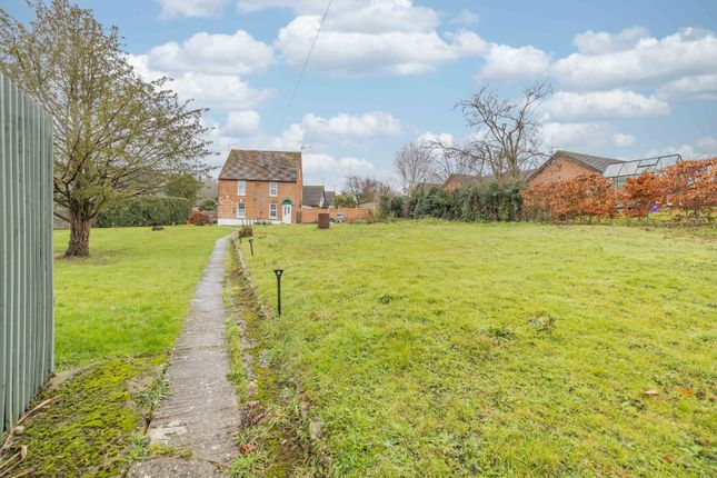 1 Yew Tree Cottages,, Horselees Road, Faversham photo 4