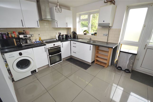 62, Longbrooke, Dunstable photo 3