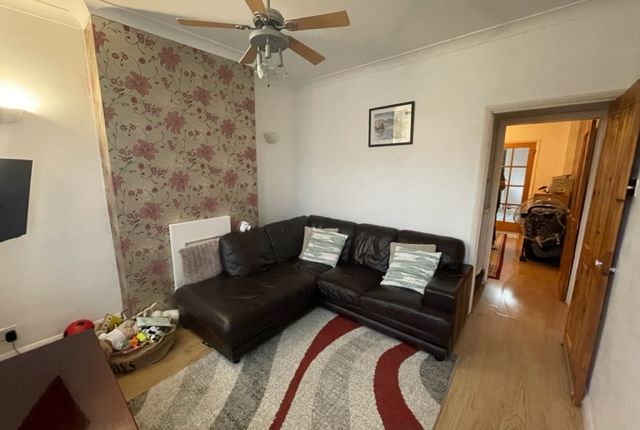 Terraced house for sale in St. Peters Road, Luton