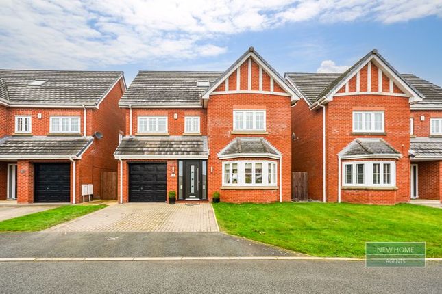 Thumbnail Detached house for sale in Vista Close, Westhoughton, Bolton