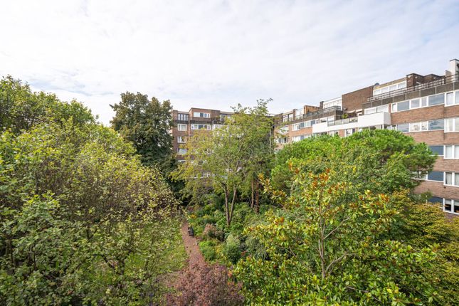 Thumbnail Flat for sale in Devonport, Southwick Street, Hyde Park Estate, London