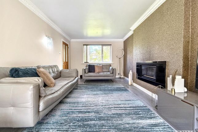 27, Longlands Road, Dewsbury photo 2