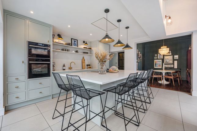 17 Baxter Road, Sale photo 3