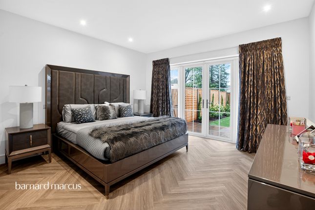 Flat 1.B, 272, Chase Side, London, N14 photo 3