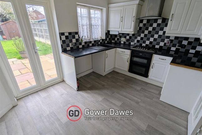 99, Cole Avenue, Chadwell St.Mary photo 4