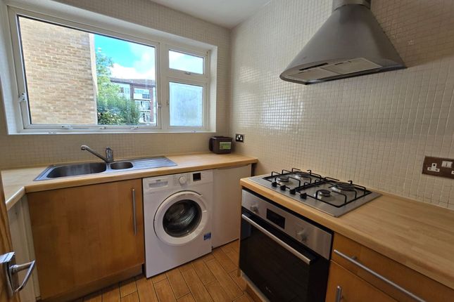 2 Chudleigh, Sidcup photo 4