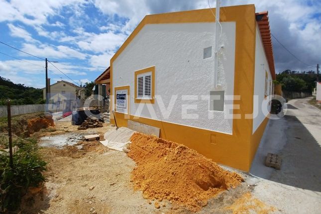 Semi-detached house for sale in Serra E Junceira, Tomar, Santarém