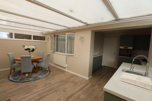 Isebrook Court, Kettering photo 4