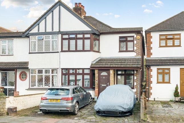 4-bed house on 22, Shuttle Close, Sidcup, £600,000