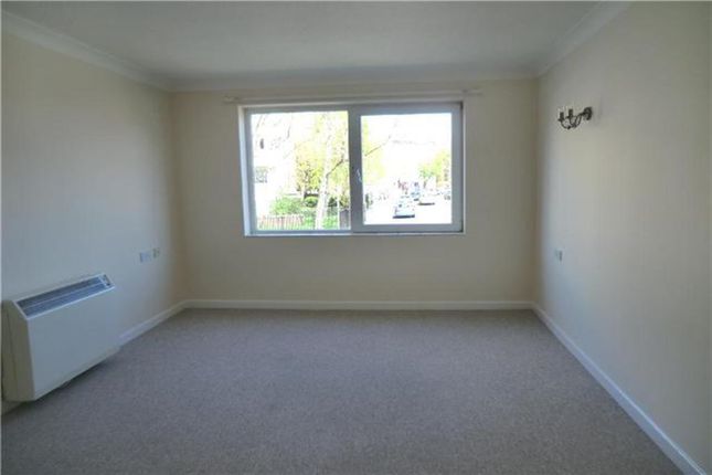 19, Homerose House, Cottage Grove, Southsea photo 3