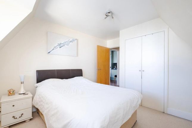 Flat for sale in Pepys Street, London