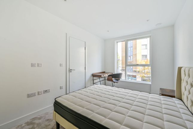 TOLLGATE GARDENS, NW6, Maida Vale photo 4