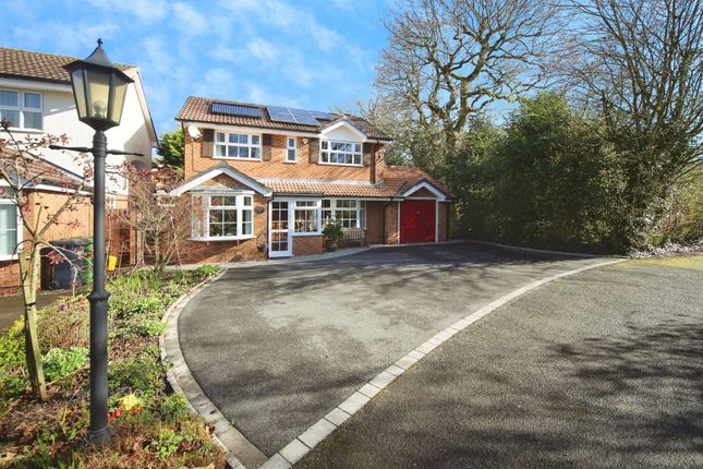 Thumbnail Detached house for sale in Lindhurst Drive, Hockley Heath, Solihull