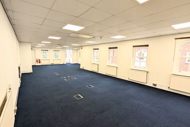 Office to let in St Peters Street, St. Albans, Hertfordshire