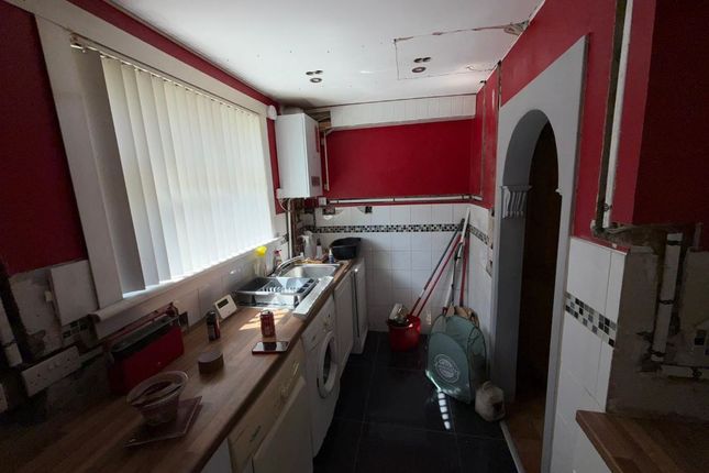 17, Huntingtower Road, Glasgow photo 2