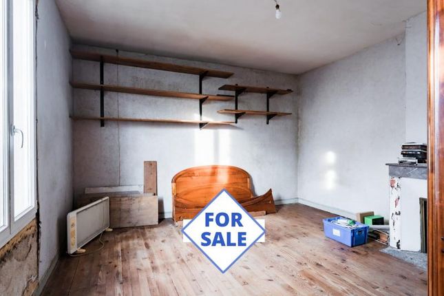 Property for sale in Vielmur-Sur-Agout, Midi-Pyrenees, 81570, France