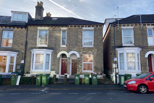 Semi-detached house to rent in Ordnance Road, Southampton