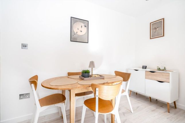 4A, Kennet Road, Isleworth photo 5