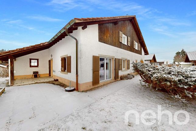 Thumbnail Villa for sale in Les Breuleux, Canton De Jura, Switzerland